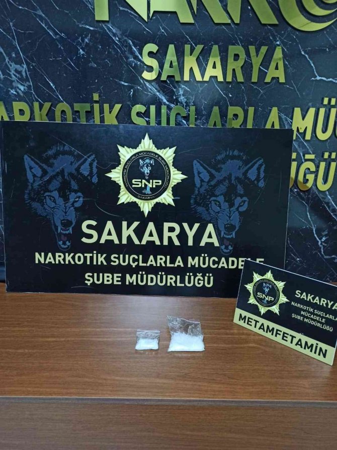 Uyuşturucu Operasyonlarında Yakalanan 2 Şahıs Tutuklandı