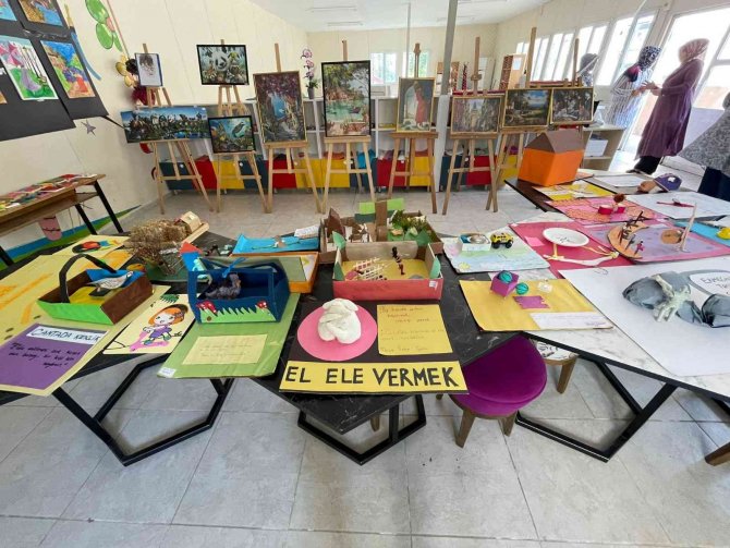 İ̇lkokul Öğrencilerinin Görsel Sanat Atölyesi Tam Not Aldı