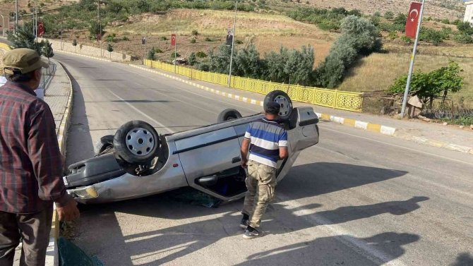 Siirt’te Araç Takla Attı: Sürücü Kazayı Yara Almadan Atlattı