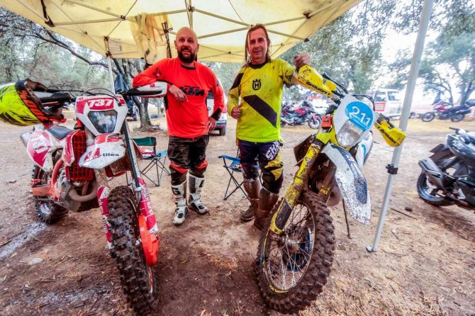 Süper Enduro Şampiyonası 3. Ayak Yarışları’ndan Bilecik’e 2 Kupa