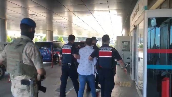 İ̇zmir’de Yeşil Reçete Operasyonu: 36 Gözaltı Kararı