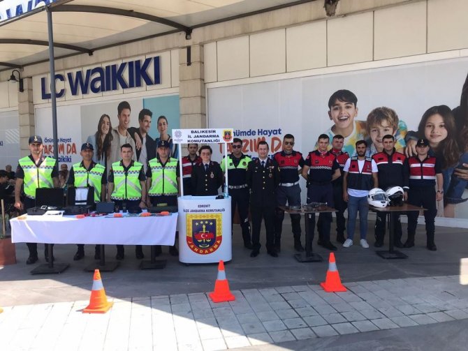 Edremit’te Jandarma’nın 183. Kuruluş Yıldönümü Coşkusu