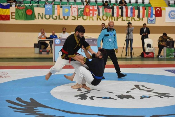 Alpagut Dünya Kupası’nda Yıldırım Rüzgarı