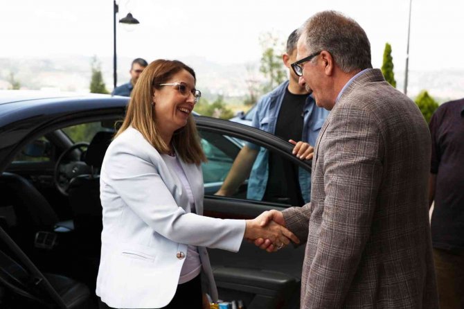 Vali Arslan, Rektör Uzun’u Ziyaret Etti