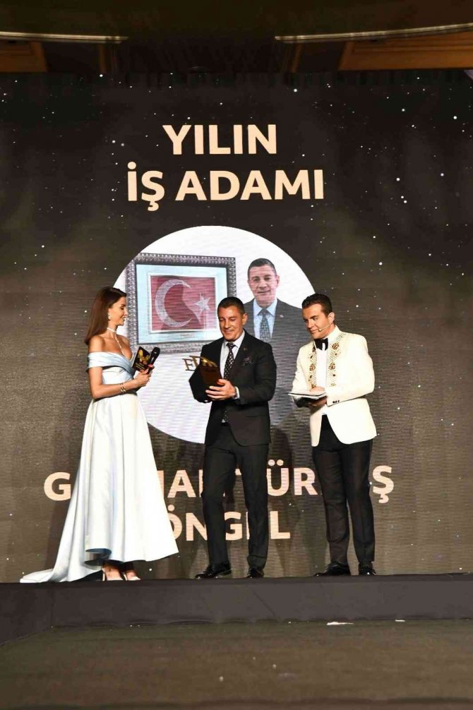 Öngel’e Yılın İş Adamı Ödülü