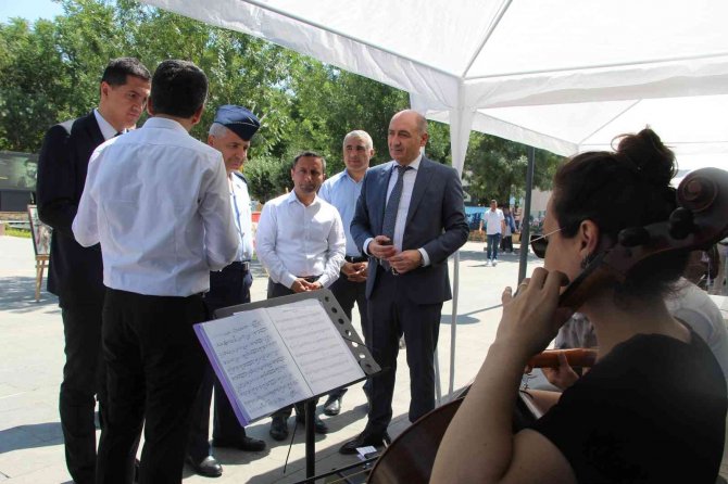 Batman’da Öğretmenlerden Sanat Günlüğü Etkinliği