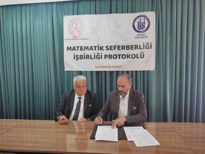 Bayburt Üniversitesi İle Bayburt İ̇l Millî Eğitim Müdürlüğü Arasında ’Matematik Seferberliği’ Protokolü İmzalandı