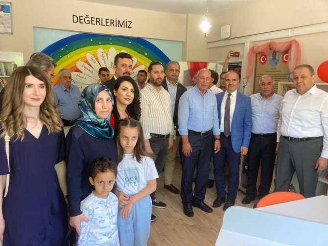Şehit Olan Memurun Adına Kütüphane Açıldı