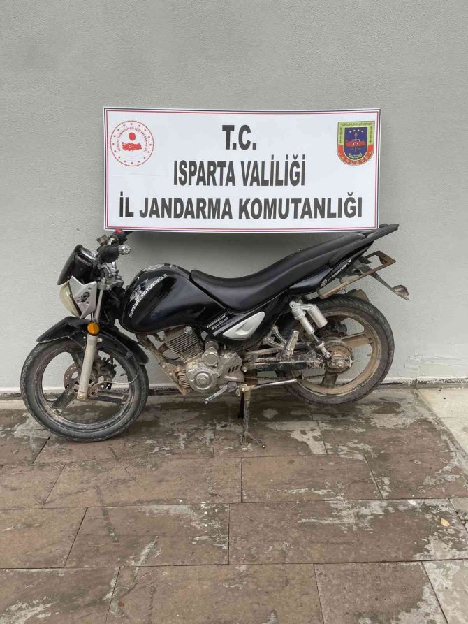 Motosiklet Hırsızları Tutuklandı