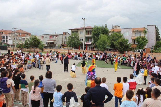 Çarşamba Belediyesi 7 Bin 500 Çocuğu Sevindirdi