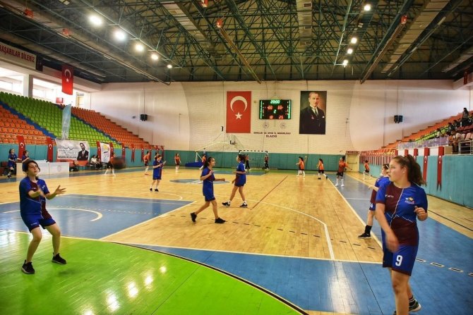 Analig Hentbol Yarı Finalleri Elazığ’da