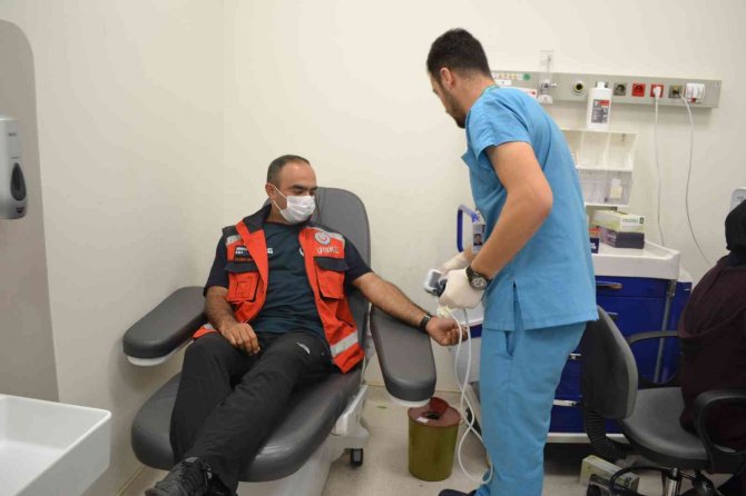 Başakşehir Çam Ve Sakura Şehir Hastanesi’nde Kan Bağışı Etkinliği