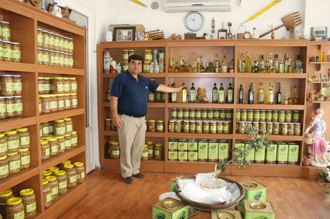 Ayvalık Zeytinine Platin Ödül