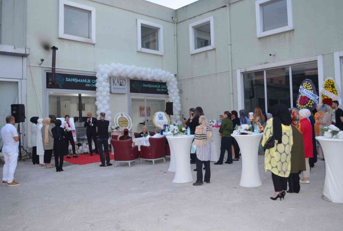 Kadının Eli Kaed İle Güçleniyor