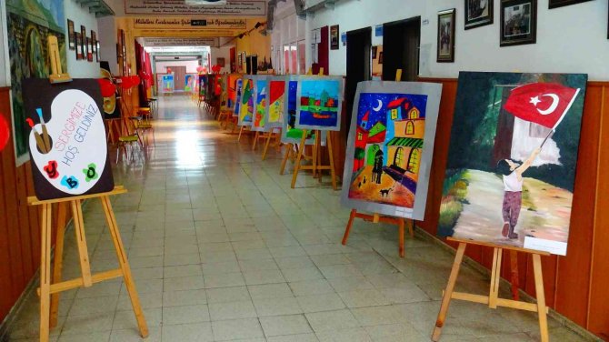 Ermenek Fikret Ünlü Yatılı Bölge Ortaokulunda Yılsonu Resim Sergisi