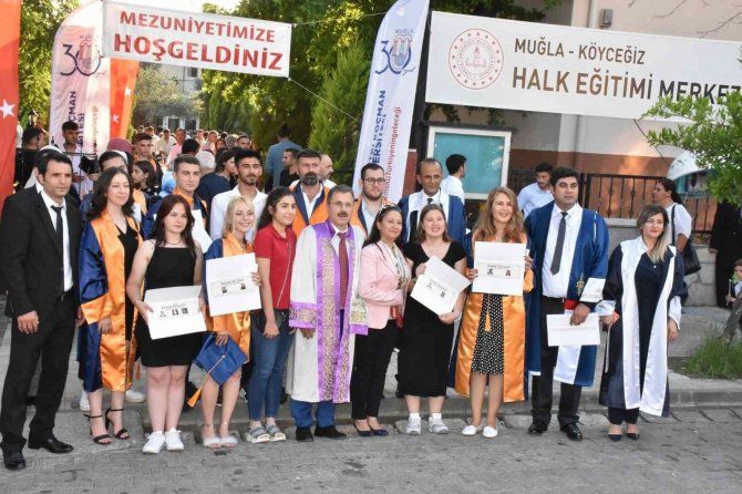 Köyceğiz’deki Yüksekokulların Mezuniyet Töreni Yapıldı