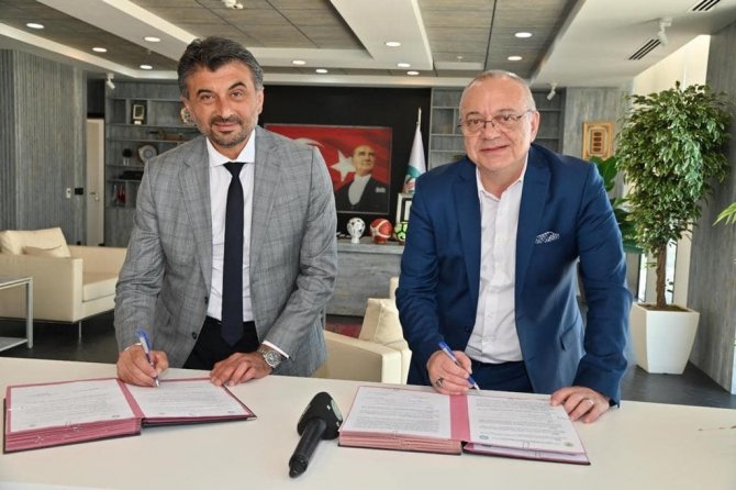 İ̇mzalar Sarıgöl İçin Atıldı