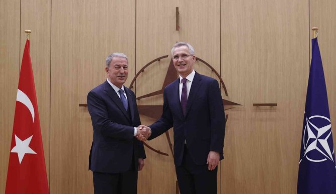 Milli Savunma Bakanı Akar, Nato Genel Sekreteri Stoltenberg İle Görüştü