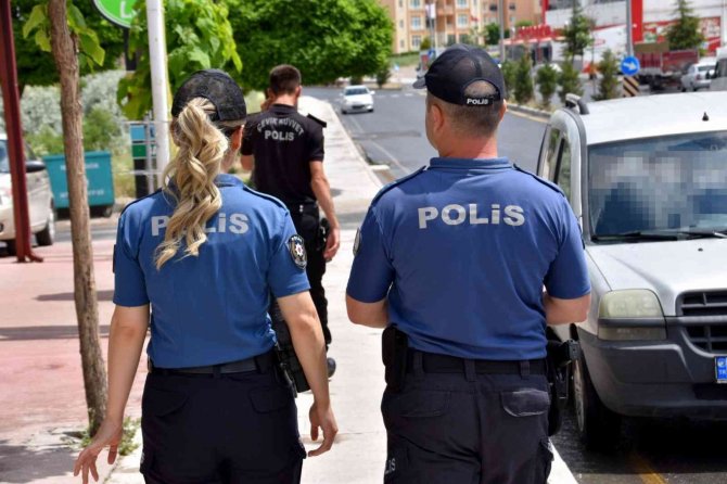 Polis; Okul Çevrelerinde Kuş Uçurtmadı