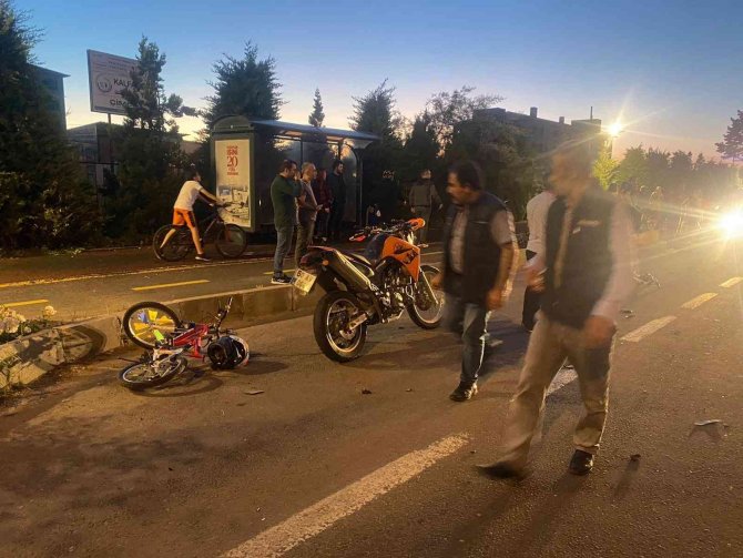 Nevşehir’de Motosiklet İle Bisikletler Çarpıştı: 3 Yaralı