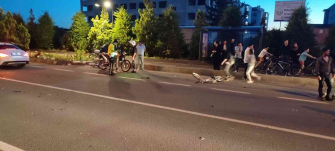 Nevşehir’de Motosiklet İle Bisikletler Çarpıştı: 3 Yaralı