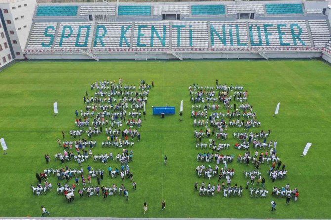 Nilüfer’de En Çalışkan Öğrencilere Bisiklet Armağanı