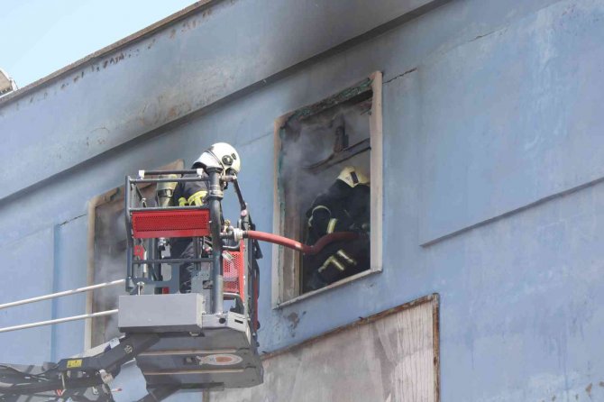 Samsun Gıda Borsası’nda Yangın Kontrol Altına Alınamıyor