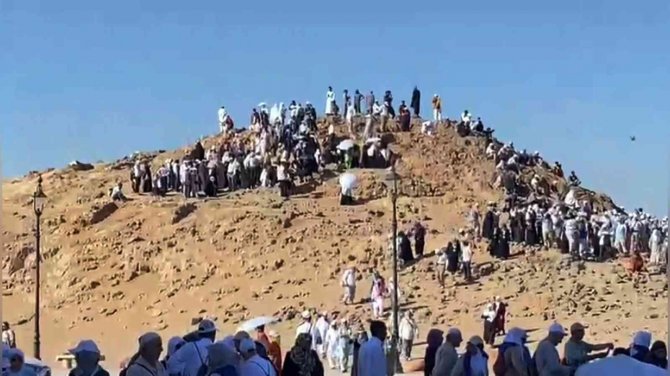 Samsun Ve Sinoplu Hacı Adayları Uhud Şehitliği’nde Dua Etti