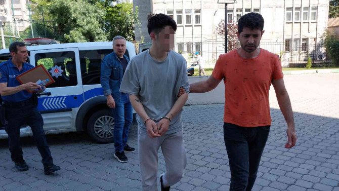 Girdiği Evdeki Kombiyi Çalan Genç Tutuklandı