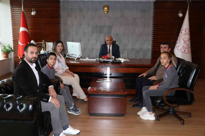 Hakkari Spk Okulunda ’Son Ders’ Heyecanı