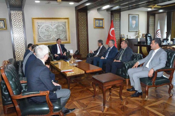 Siirt Valiliği Ve Gap İ̇daresi Arasında 4 Proje İçin Protokol İmzalandı