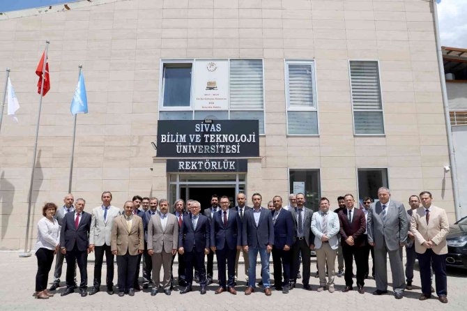 Vali Şimşek: “Sbtü Güzel İşler Başaracak”