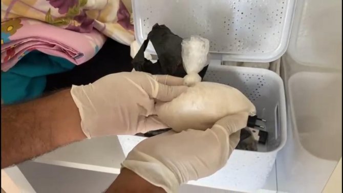 Tekirdağ’da Kova Dolusu Uyuşturucu Ele Geçirildi