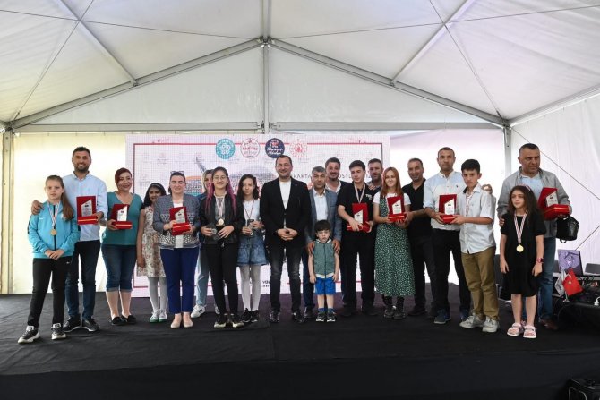Sokak Hayvanları Temalı Yarışmada Ödüller Verildi