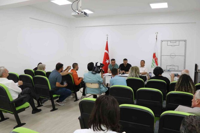 Kırşehir Belediyespor Kulüp Başkanı Torun: "Takımın Adından Belediye Adını Çıkaracağım"