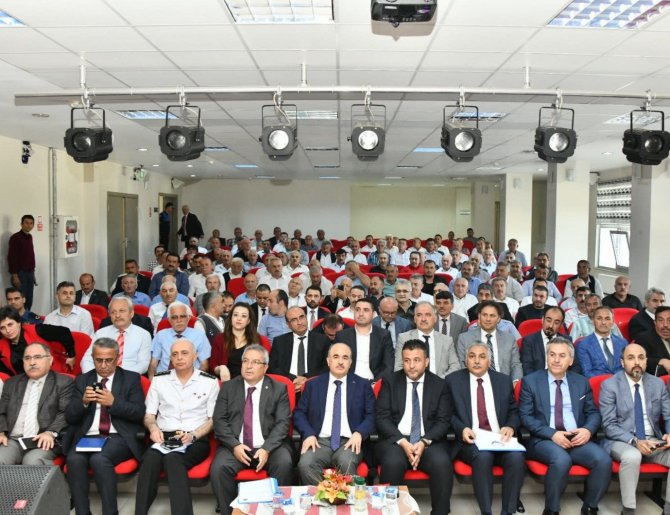 Vali Dağlı’dan Muhtarlara Çağrı