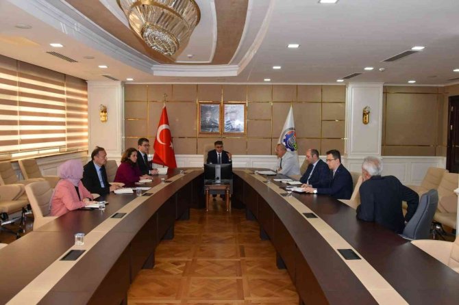 Vali Gürel Başkanlığındaki Halk Günü Toplantıları Devam Ediyor