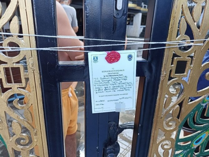 Bodrum’da Hanutçuluk Yapan İşletmeler Teker Teker Mühürleniyor