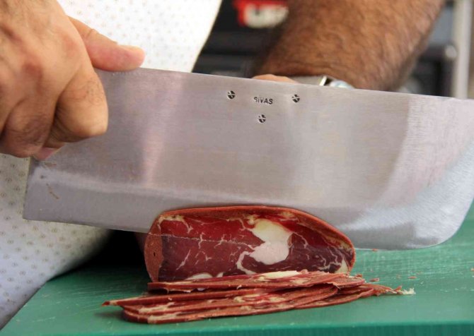 Pastırma Tartışmaları Sürerken Sivas Pastırmanın Tescilini Aldı