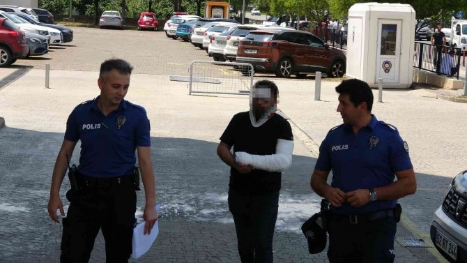 Sağlıkçıyı Yaralama Şüphelisi Adliyede