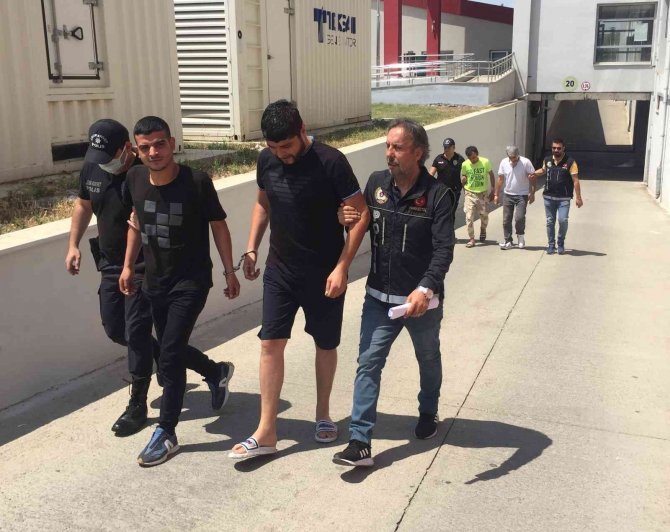 Adana’da Uyuşturucu Operasyonu: 4 Tutuklama