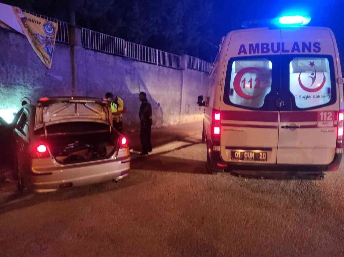 Polisin "Dur" İhtarına Uymayınca Duvara Çarptı