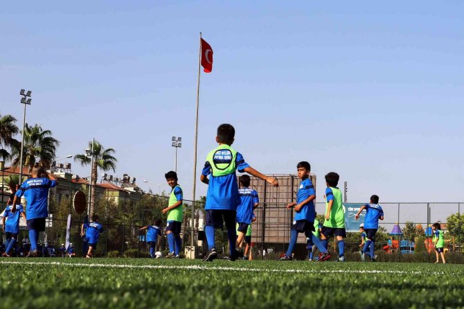 Akdeniz Belediyesi Yaz Spor Okullarına Kayıtlar Başladı