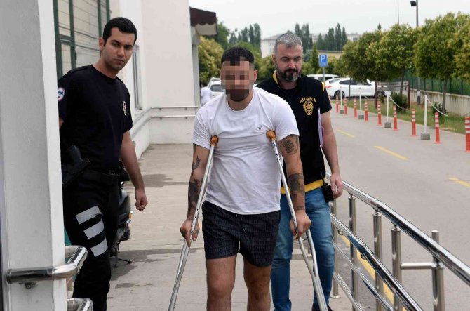 Otomobilinden 11 Silah Çıktı, “Buldum” Dedi