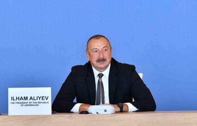 Aliyev: “Ermenistan Tarafından Dağlık Karabağ’ın Statüsü Hakkında Sözler Duymaya Başladık"
