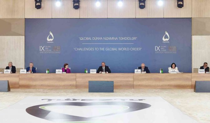 Aliyev: “Ermenistan Tarafından Dağlık Karabağ’ın Statüsü Hakkında Sözler Duymaya Başladık"