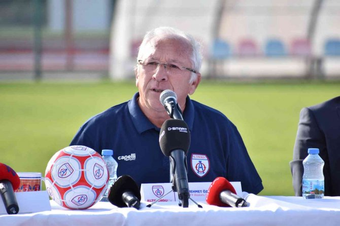 Seyit Mehmet Özkan: “A Takımın Başarısızlığını Çocuklar Çekmesin”