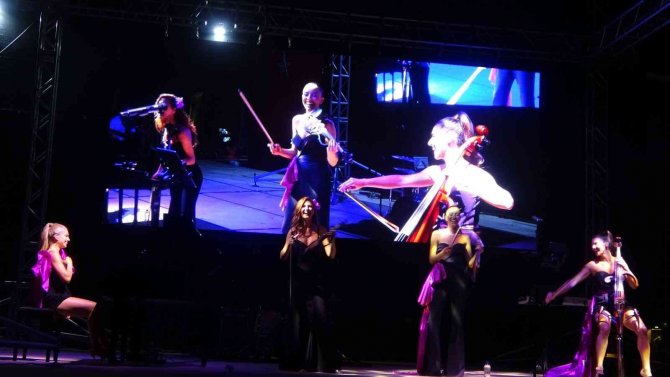 Dünyaca Ünlü Grup Marmaris’te Konser Verdi