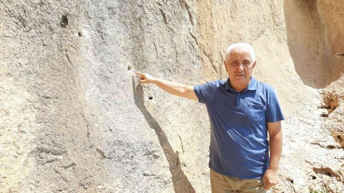 Antik Kentte Kral Mezarını Dinamitle Havaya Uçuracaklardı