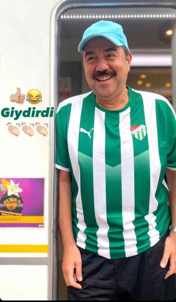 Ata Demirer, Bursaspor Forması Giydi